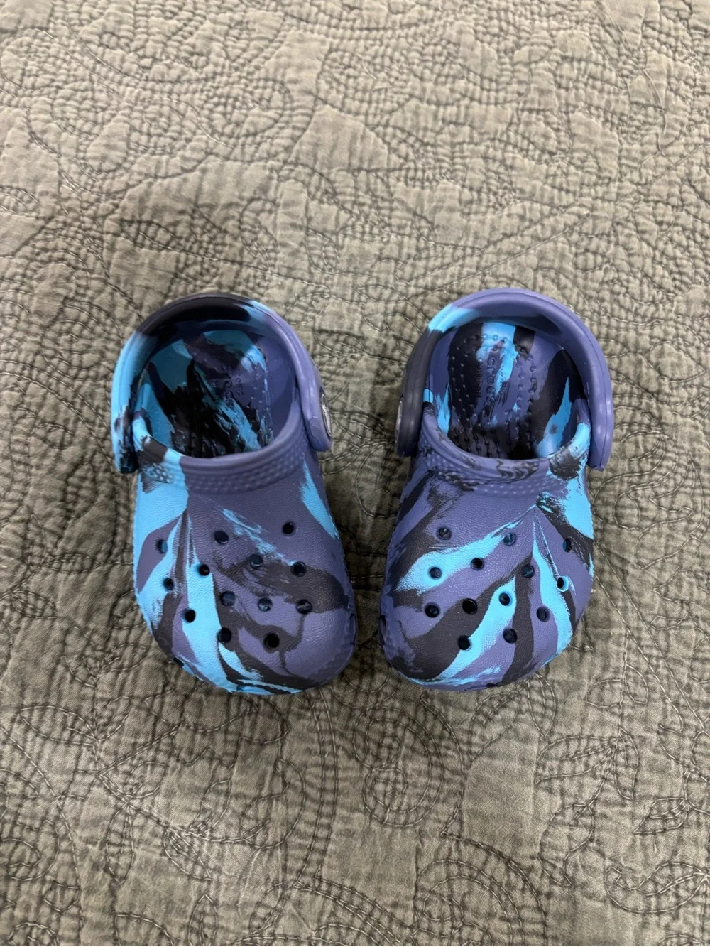CROCS Kids Purple and Teal Swirl Clogs